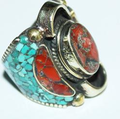 AF-0016 - Grosse Bague Ethnique Afghane et Médiévale Corail, Turquoise, T 55 - 77 carats