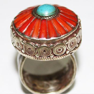 AF-0069 - Grosse Bague Ethnique Afghane et Médiévale Corail, Turquoise, T 62 - 130 carats