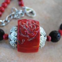 Cr 2115d collier corail rouge onyx noir grave ethnique tibet chine achat vente bijoux 1
