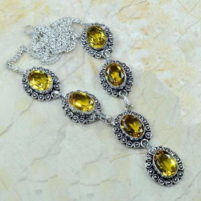 CT-0039 - Joli  COLLIER, PARURE, SAUTOIR avec 6 CITRINES dorées - 185 carats - 37 gr