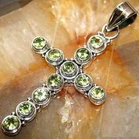 Cx 3182a croix crucifix chretienne peridot 60mm 30x45mm bijou argent 925