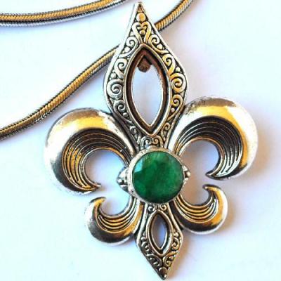 Em 0134 collier pendant fleur de lys emeraude 41gr chaine46cm 2
