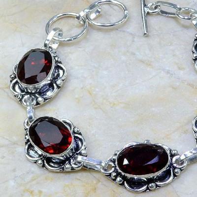 GR-0055 - Joli BRACELET en argent 925 avec  GRENATS Facettés Taillés -  103 carats 20,6 gr