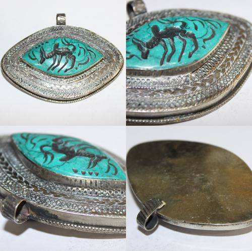 Int 034 pendentif antique afghan turquoise intaille zebu 2 