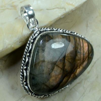 LB-0520 - gros PENDENTIF PENDANT en LABRADORITE et Argent 925 - 140 carats 28 gr