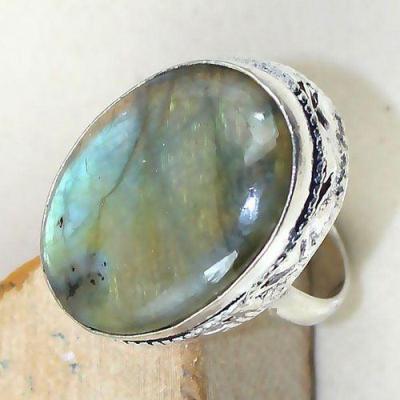 LB-0693- Belle BAGUE T 57 cabochon en LABRADORITE polie ovale 18 x 22 mm - Argent 925 - 45 carats 9 gr