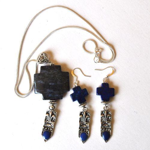 Lpc 041 pendentif boucles oreilles chaine croix lapis lazuli fleur lys 1