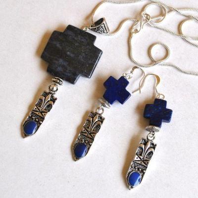 Lpc 041 pendentif boucles oreilles chaine croix lapis lazuli fleur lys 1 