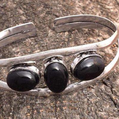 On 0102a bracelet torque 15gr onyx noir 10x15m gothique argent 925