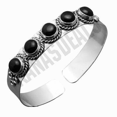 On 0103a bracelet torque 22gr onyx noir 5x8mm gothique argent 925