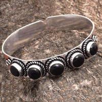 On 0103d bracelet torque 22gr onyx noir 5x8mm gothique argent 925