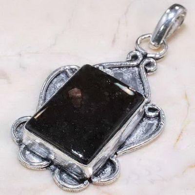 ON-8231 - PENDENTIF PENDANT 60 mm cabochon en  ONYX NOIR poli rectangle 18 x 24 mm - Bijou en argent 925 - 70 carats - 14 gr