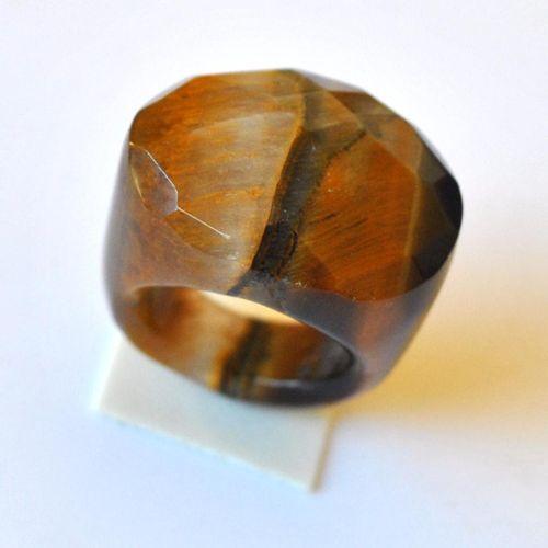 Ot 4024 bague t57 pierre oeil de tigre sculptee 21gr argent 925 1