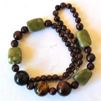 Ot 7999 collier sautoir oeil de tigre jade noir 65gr 15x20mm 5 