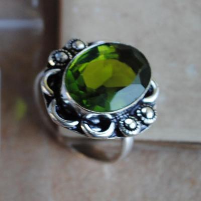 PER-021 - Belle BAGUE T 61 avec Cabochon PERIDOT vert - argent 925 - 30 carats 6.1g