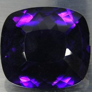 Pta 034a amethyste 40x37x19mm 154carats uruguayl pierre semi precieuse