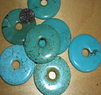 Ptq 017d donut 35mm perle turquoise howlite reconstituee 1