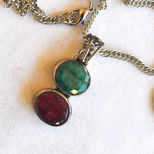 Rub 203 pendant chaine 44cm rubis emeraude 12x36mm argent 4