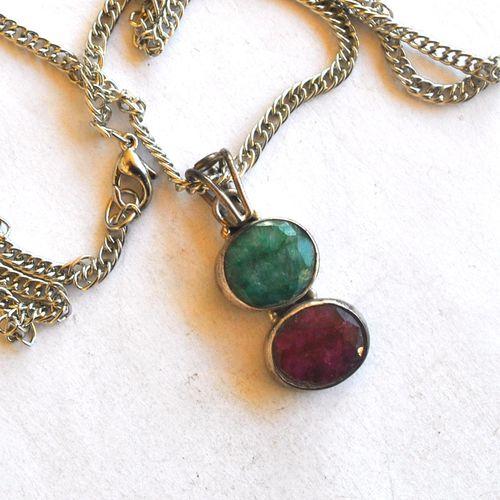 Rub 203 pendant chaine 44cm rubis emeraude 12x36mm argent 5