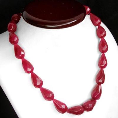 RUB-338 - Superbe COLLIER, parure 1 rang de jolies perles en RUBIS fuchsia du CACHEMIRE facettées en poire de 11 à 22 mm - 455 carats - 91 gr