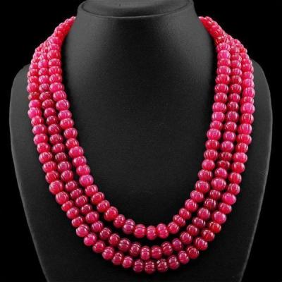 RUB-558- Grand COLLIER, parure sautoir 3 rangs de perles en RUBIS du CACHEMIRE polies lanternes  6 x 8.5 mm - 710 carats - 142 gr