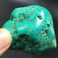 Tqp 126a turquoise polie verte tibet tibetaine 60gr 40x39x30mm pierre gemme lithotherapie reiki